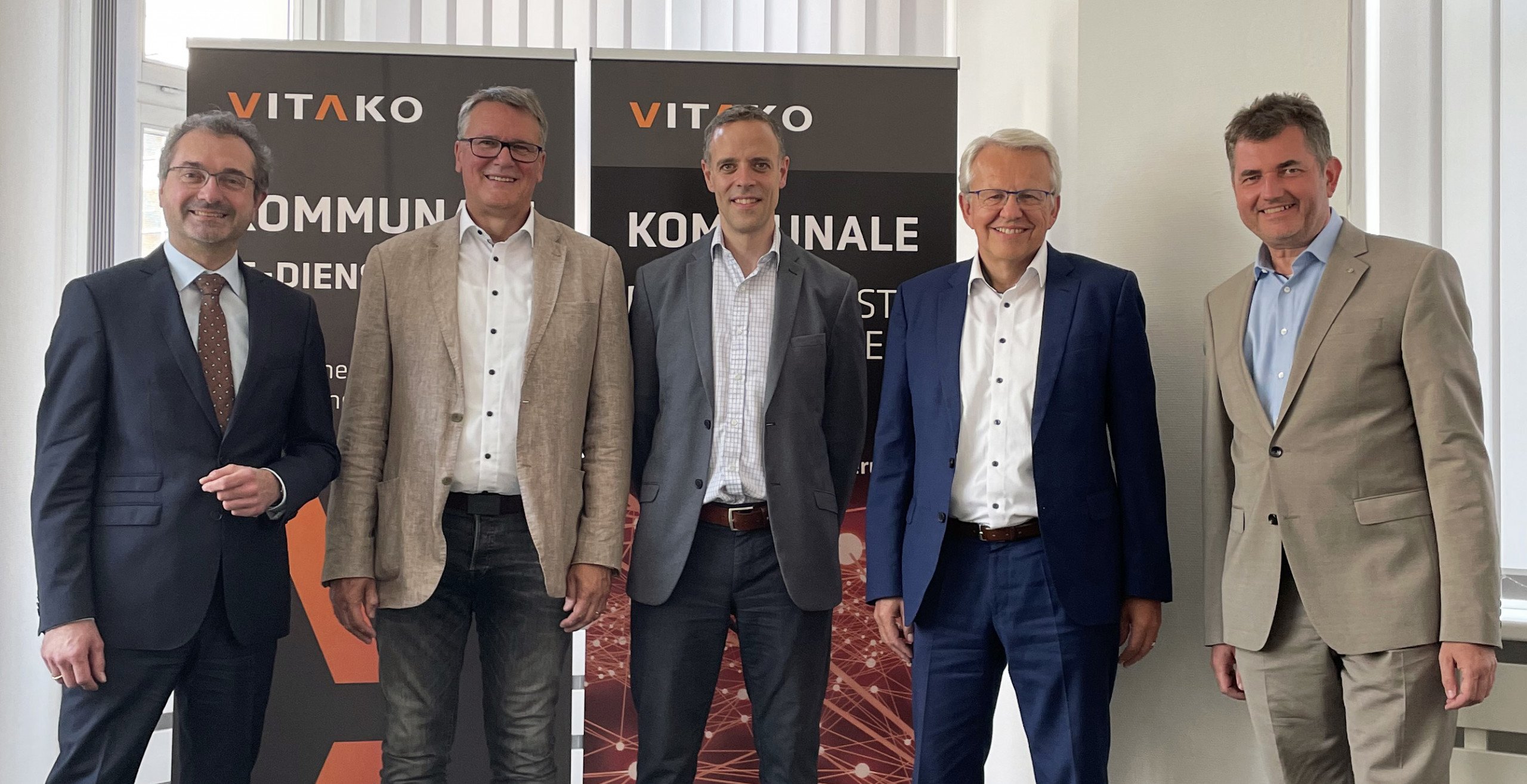 Beitrag: Bundes-CIO Dr. Markus Richter zu Besuch bei VITAKO